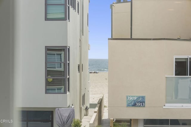 3908 Ocean Drive, Oxnard, CA 93035 — photo 10 of 43