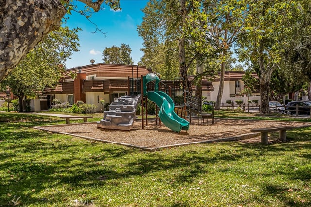 22170 James Alan Circle 1, Chatsworth, CA 91311 — photo 32 of 36