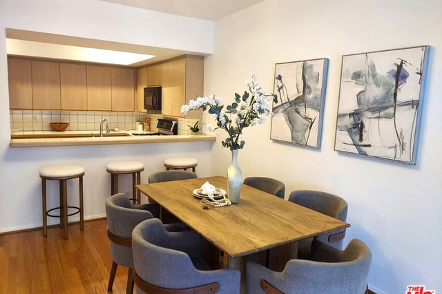 10650 Kinnard Avenue 211, Los Angeles, CA 90024 — photo 10 of 21