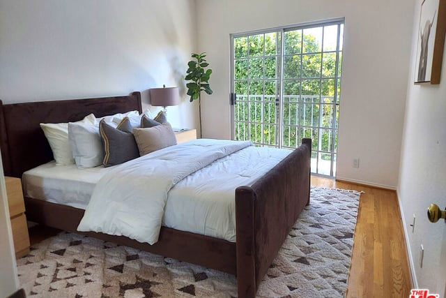 10650 Kinnard Avenue 211, Los Angeles, CA 90024 — photo 16 of 21