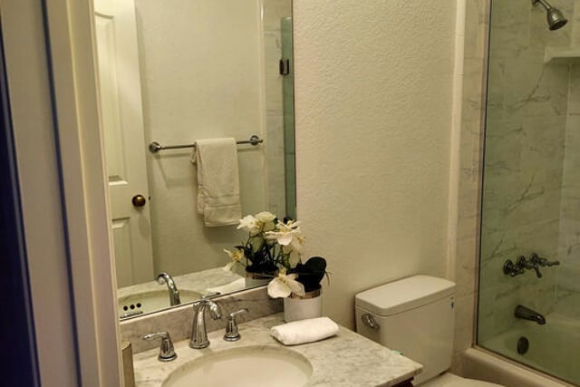 10650 Kinnard Avenue 211, Los Angeles, CA 90024 — photo 19 of 21