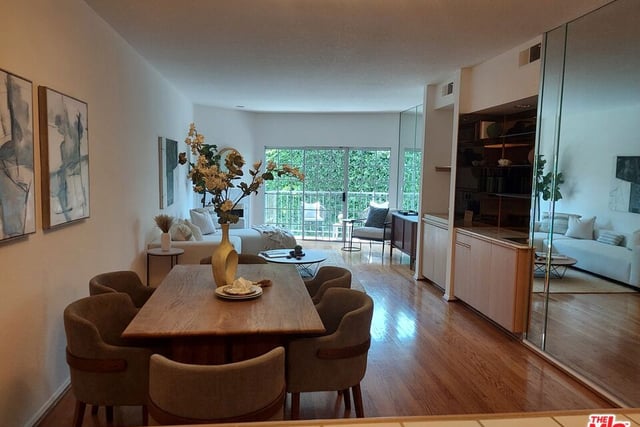10650 Kinnard Avenue 211, Los Angeles, CA 90024 — photo 4 of 21