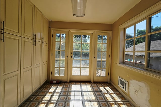 186 5th Avenue, Monrovia, CA 91016 — photo 15 of 33