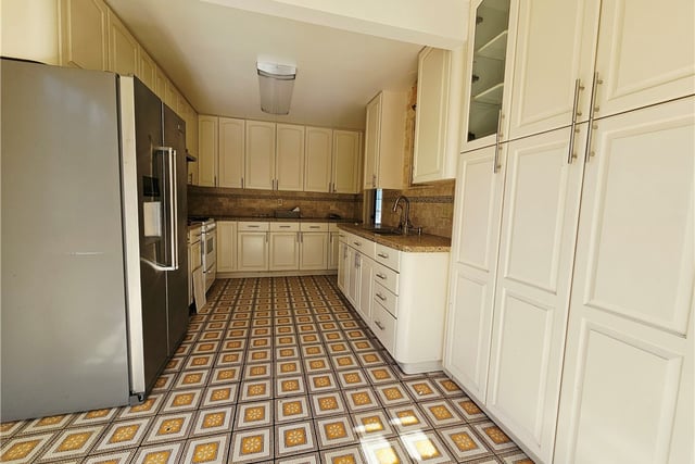 186 5th Avenue, Monrovia, CA 91016 — photo 16 of 33