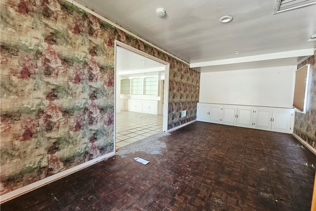 186 5th Avenue, Monrovia, CA 91016 — photo 6 of 33
