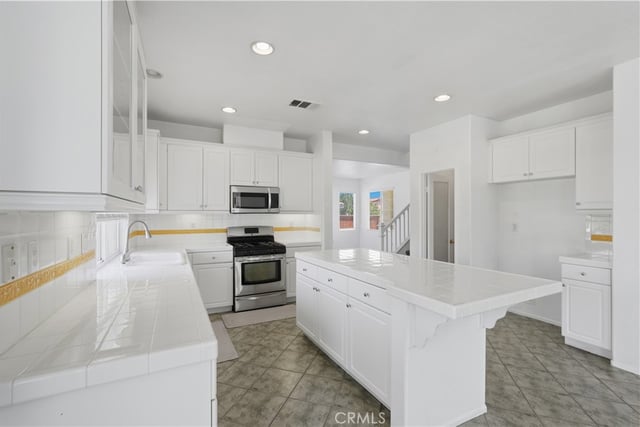 36849 Calabar Court, Palmdale, CA 93550 — photo 14 of 49