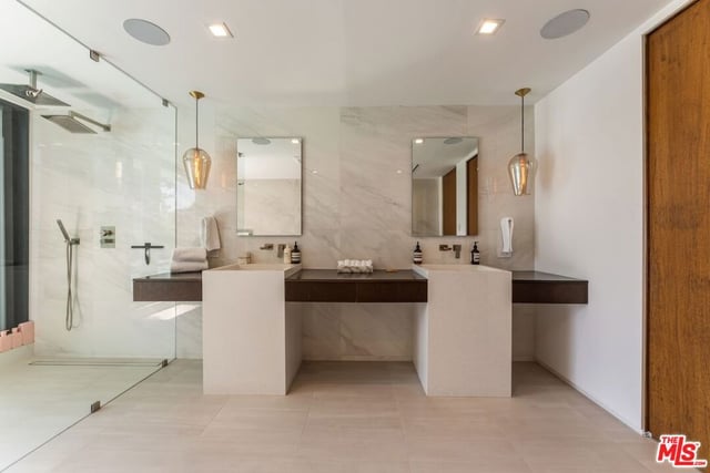 9108 Alanda Place, Beverly Hills, CA 90210 — photo 15 of 33