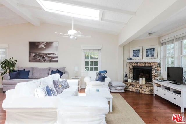 2323 Grand Canal, Venice, CA 90291 — photo 12 of 23