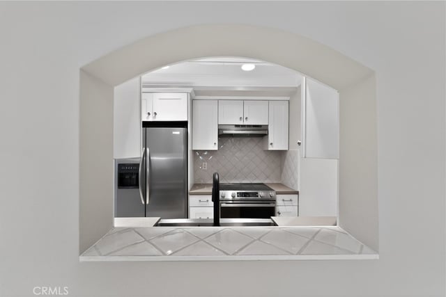 750 N Kings 114, West Hollywood, CA 90069 — photo 19 of 33