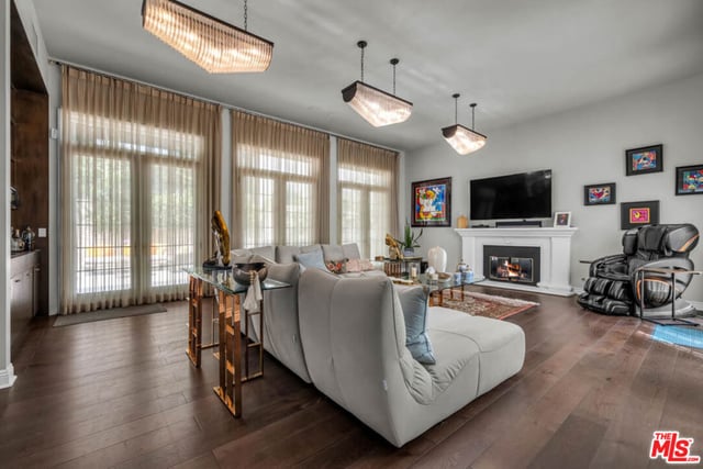 851 Devon Avenue, Los Angeles, CA 90024 — photo 11 of 68