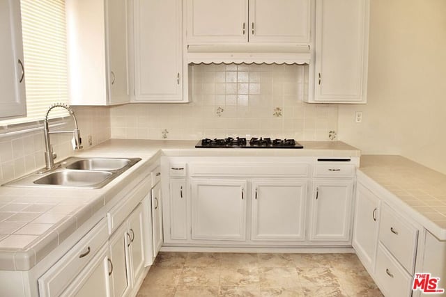 20158 Gresham Street, Winnetka, CA 91306 — photo 7 of 14