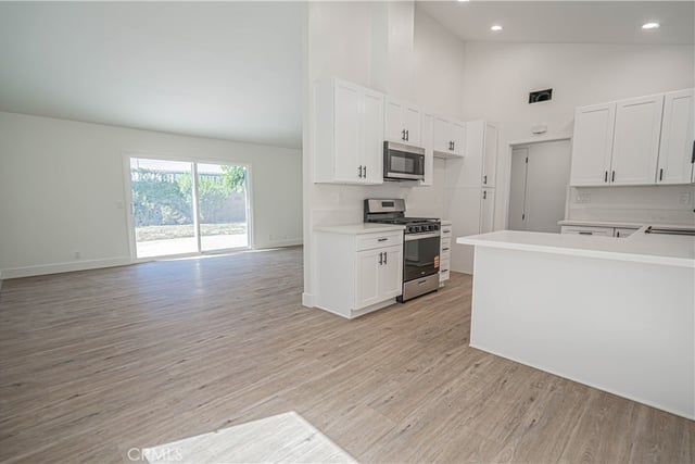 22514 Los Tigres, Saugus, CA 91350 — photo 13 of 31