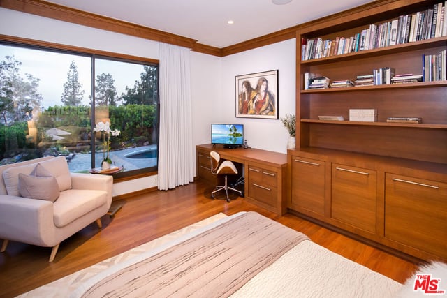 1131 Miradero Road, Beverly Hills, CA 90210 — photo 27 of 42