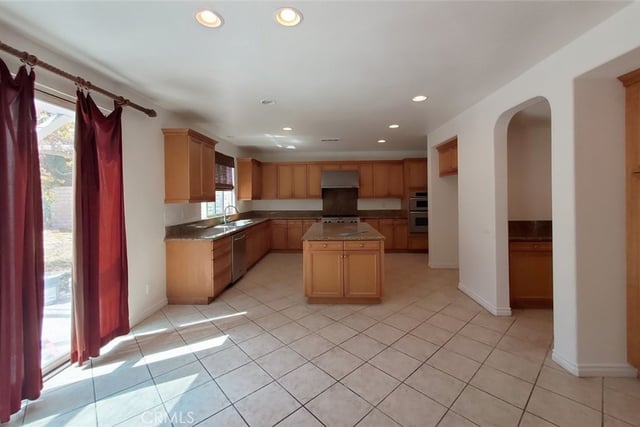 3465 Sweetgrass, Simi Valley, CA 93065 — photo 18 of 42