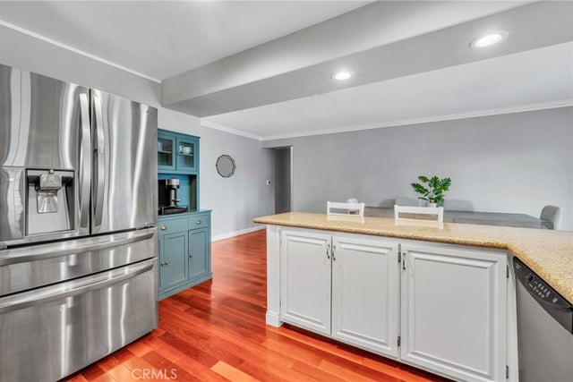 23041 La Granja, Valencia, CA 91354 — photo 15 of 54