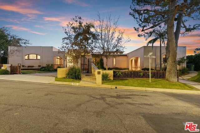 1740 Carla Ridge, Beverly Hills, CA 90210 — photo 12 of 24