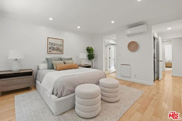 11646 Chenault Street 9, Los Angeles, CA 90049 — photo 15 of 36
