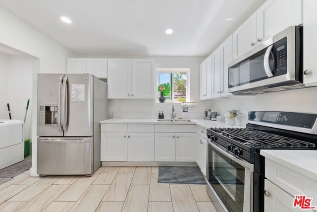 12219 S Central Avenue, Los Angeles, CA 90059 — photo 24 of 41