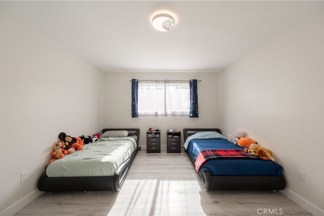 10111 Oso Avenue, Chatsworth, CA 91311 — photo 18 of 33