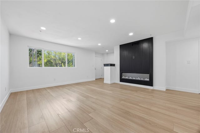 645 W Regent, Inglewood, CA 90301 — photo 3 of 29