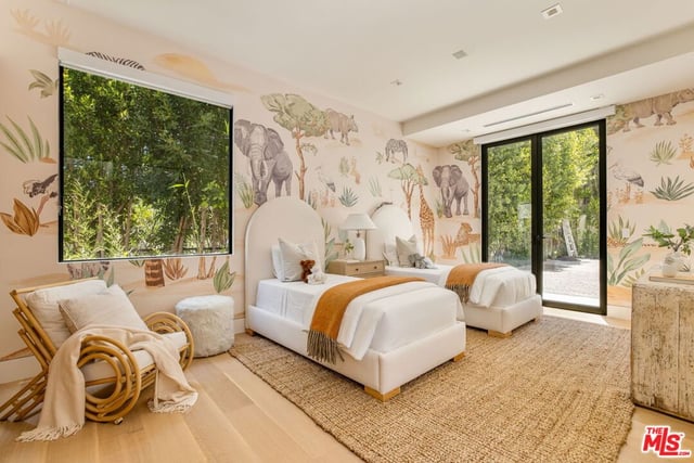 9988 Liebe Drive, Beverly Hills, CA 90210 — photo 33 of 60