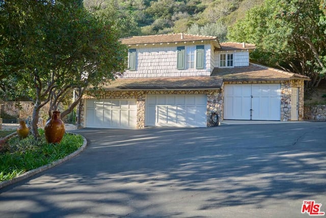 9631 Cedarbrook Drive, Beverly Hills, CA 90210 — photo 45 of 56