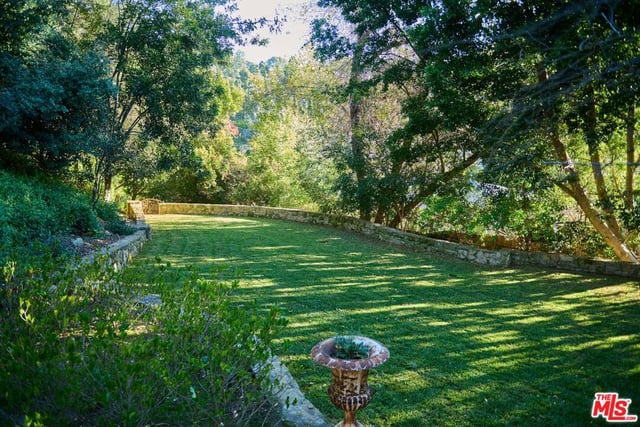 9631 Cedarbrook Drive, Beverly Hills, CA 90210 — photo 8 of 56