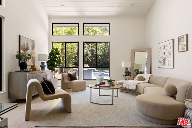 4020 Park Melinda, Calabasas, CA 91302 — photo 10 of 20