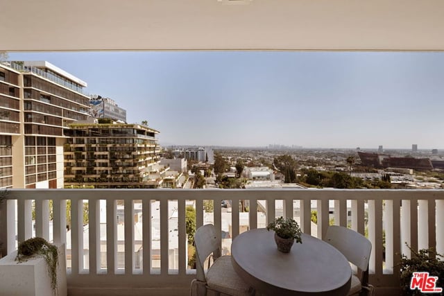 999 N Doheny Drive 807, West Hollywood, CA 90069 — photo 9 of 17