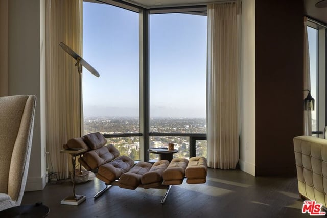 211 W Elm Court 17B, Los Angeles, CA 90067 — photo 12 of 33