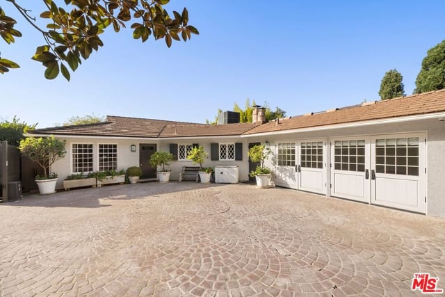 1441 Oriole Drive, Los Angeles, CA 90069 — photo 22 of 25