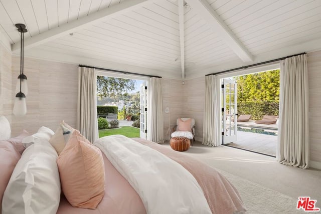 1441 Oriole Drive, Los Angeles, CA 90069 — photo 9 of 25