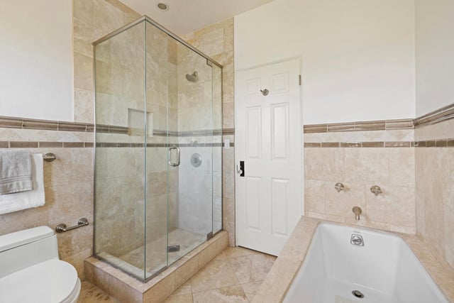 3756 Clayton Avenue W, Los Angeles, CA 90027 — photo 32 of 43