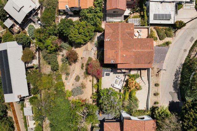 3756 Clayton Avenue W, Los Angeles, CA 90027 — photo 42 of 43