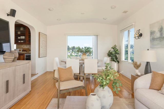 3756 Clayton Avenue W, Los Angeles, CA 90027 — photo 6 of 43