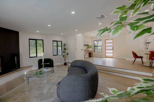 5710 Wilbur, Tarzana, CA 91356 — photo 13 of 41
