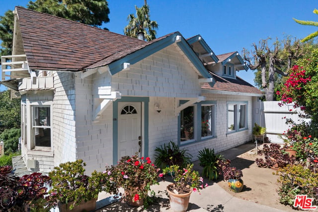 207 Ocean Ave Ext, Santa Monica, CA 90402 — photo 11 of 52