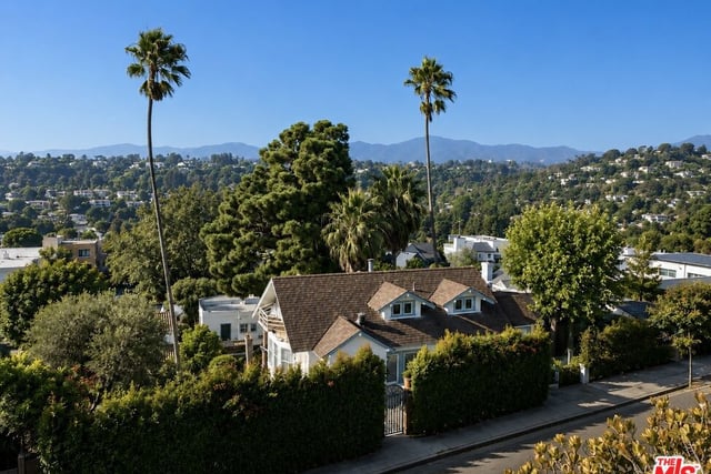 207 Ocean Ave Ext, Santa Monica, CA 90402 — photo 2 of 52