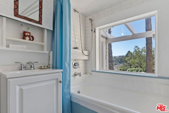 207 Ocean Ave Ext, Santa Monica, CA 90402 — photo 32 of 52