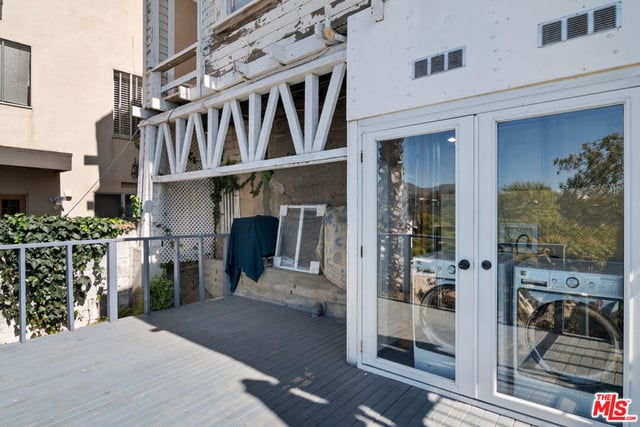 207 Ocean Ave Ext, Santa Monica, CA 90402 — photo 37 of 52