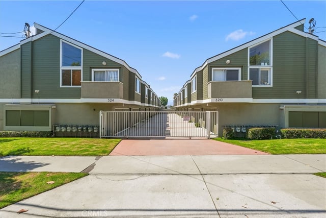 324 E Plymouth Street 21, Inglewood, CA 90302 — photo 17 of 19
