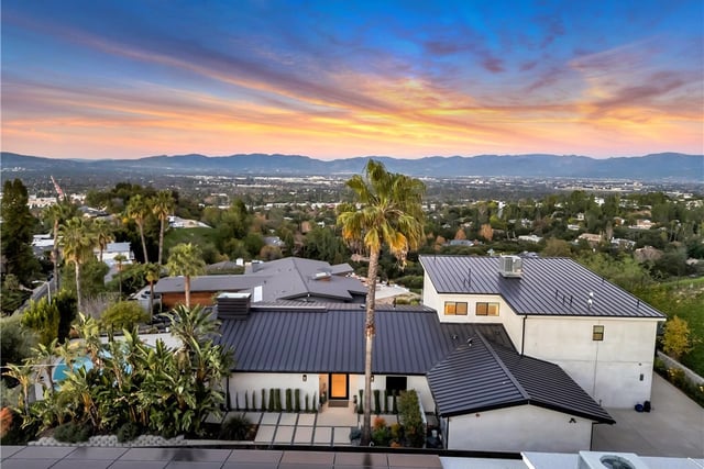 4326 Coronet Drive, Encino, CA 91316 — photo 2 of 54