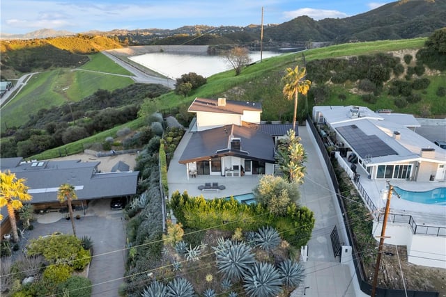 4326 Coronet Drive, Encino, CA 91316 — photo 50 of 54