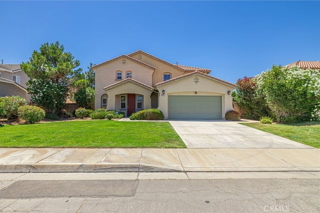 42327 42nd Street W, Quartz Hill, CA 93536 — photo 2 of 51