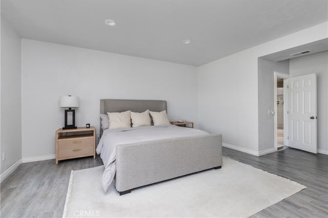 2254 The Terrace, Los Angeles, CA 90049 — photo 13 of 39