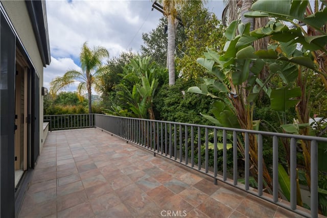 12023 Laurel Lane, Studio City, CA 91604 — photo 8 of 48
