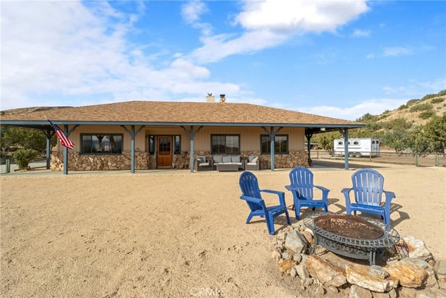 6535 Juniper Crest Road, Agua Dulce, CA 91390 — photo 2 of 71