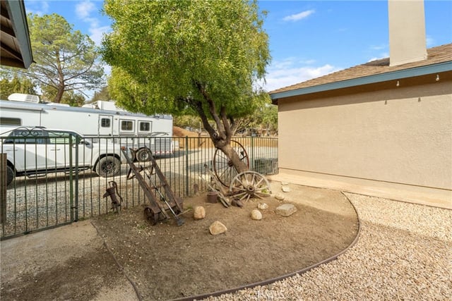 6535 Juniper Crest Road, Agua Dulce, CA 91390 — photo 33 of 71