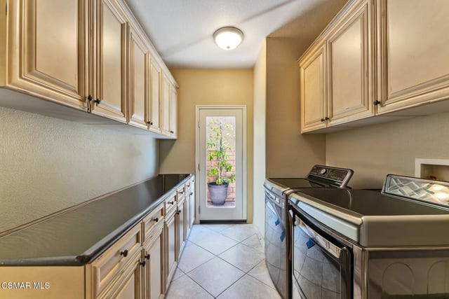 3936 Eagle Flight Drive, Simi Valley, CA 93065 — photo 15 of 32