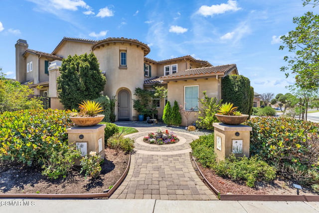 3936 Eagle Flight Drive, Simi Valley, CA 93065 — photo 2 of 32